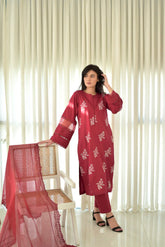 JENIFER : MaroonEMBROIDED